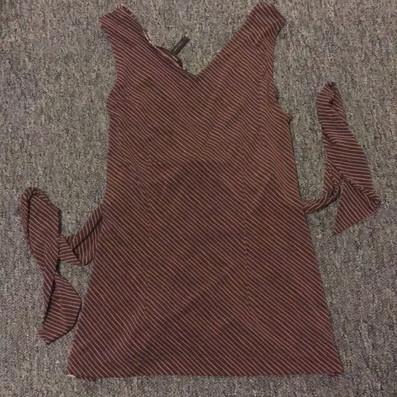 Tummy hiding BCBG SHIRT V NECK TIE BACK SMALL 4 - Picture 4 of 5